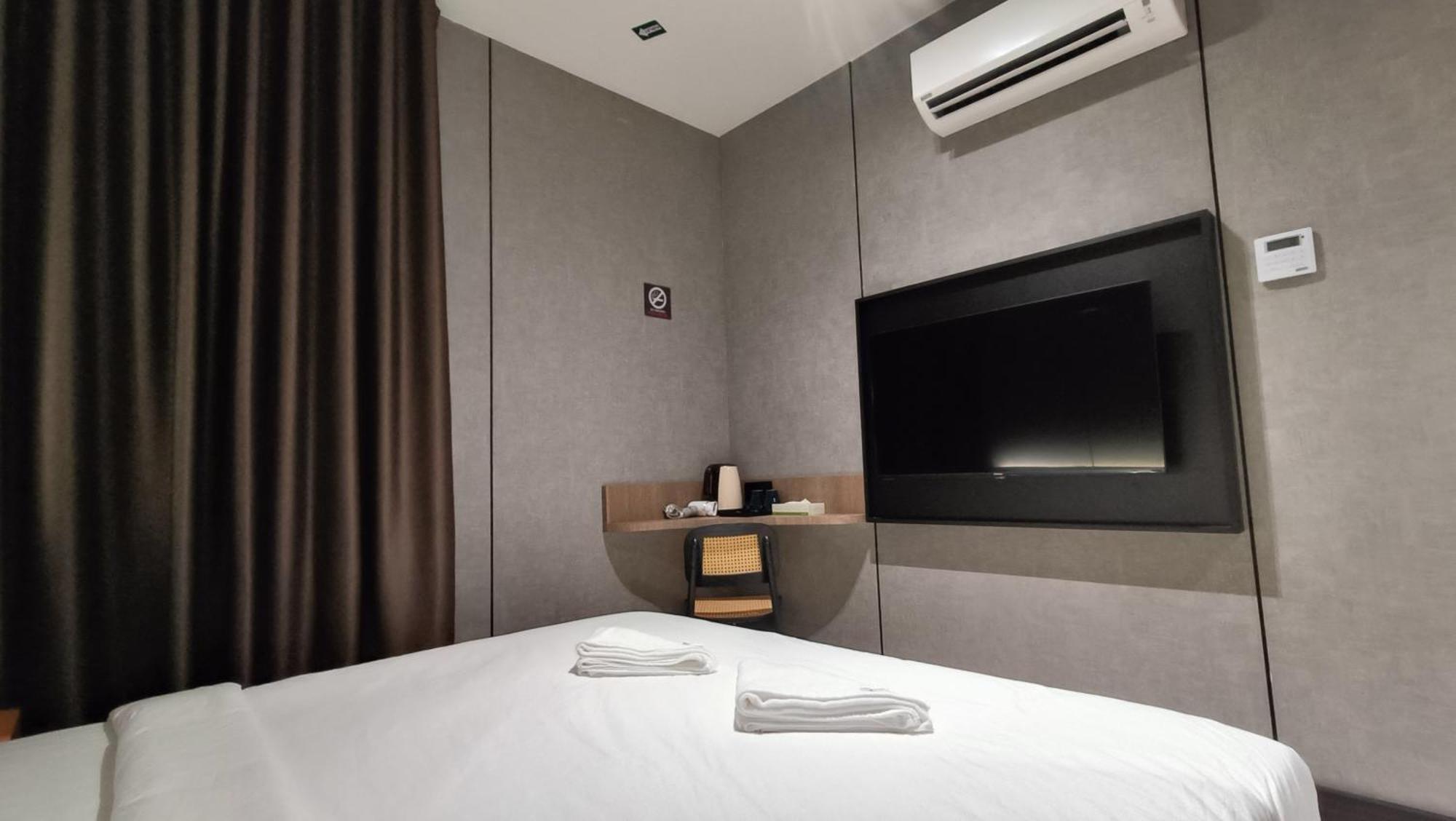 Urban Inn, Serai Wangi Padang Serai Luaran gambar