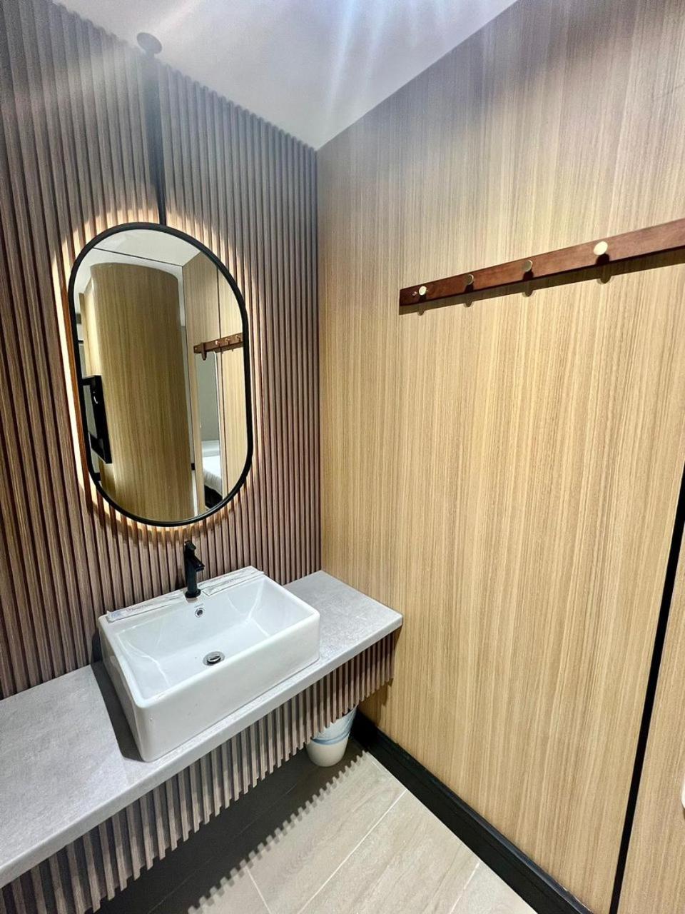 Urban Inn, Serai Wangi Padang Serai Luaran gambar